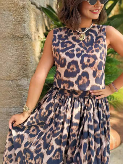 Casual Leopard Printed Top + Half Body Skirt Two Piece Set