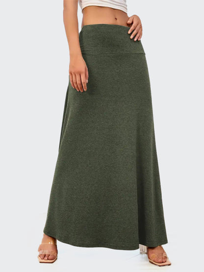 Solid color a-line knitted skirt